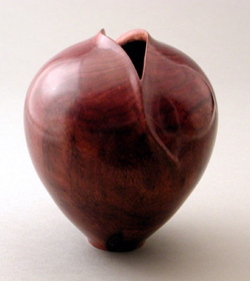 Bill Haskell – Carved_Vessel_Red_Gum
